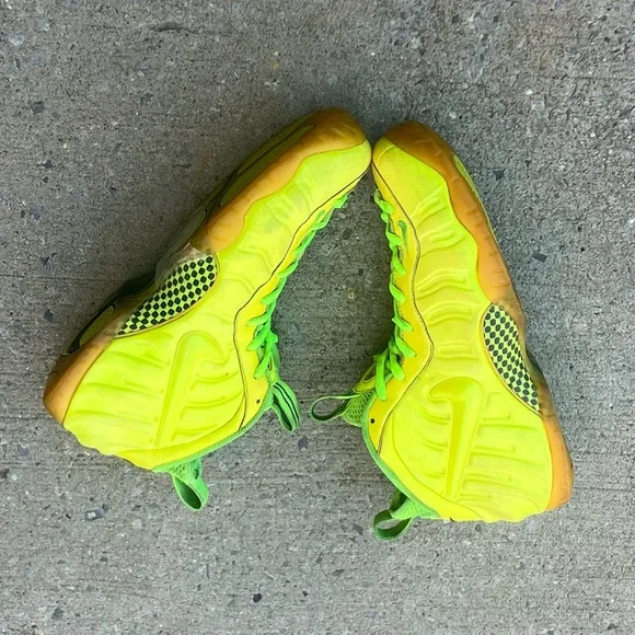 NIKE AIR FOAMPOSITE PRO VOLT NEON YELLOW PENNY ONE 1 624041-700